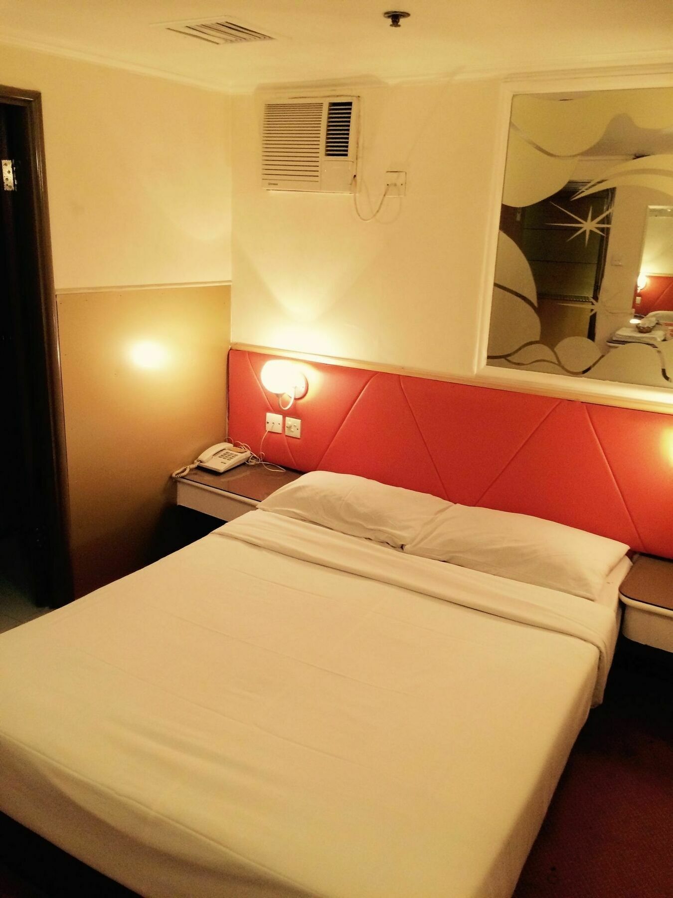 הונג קונג J Hotel מראה חיצוני תמונה